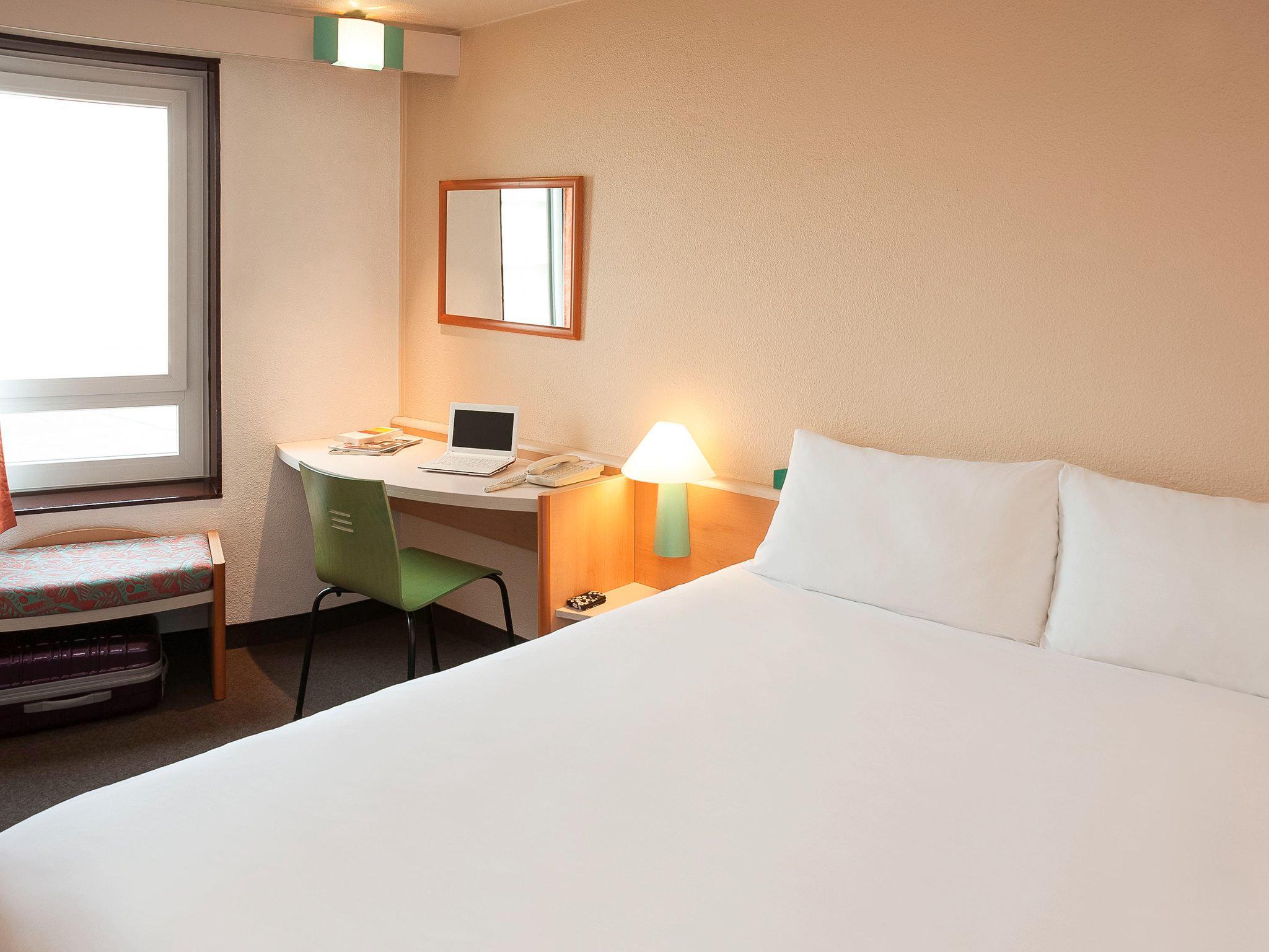 B&B Hotel Orleans Centre Foch Экстерьер фото